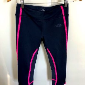 Cropped leggings from North Face.